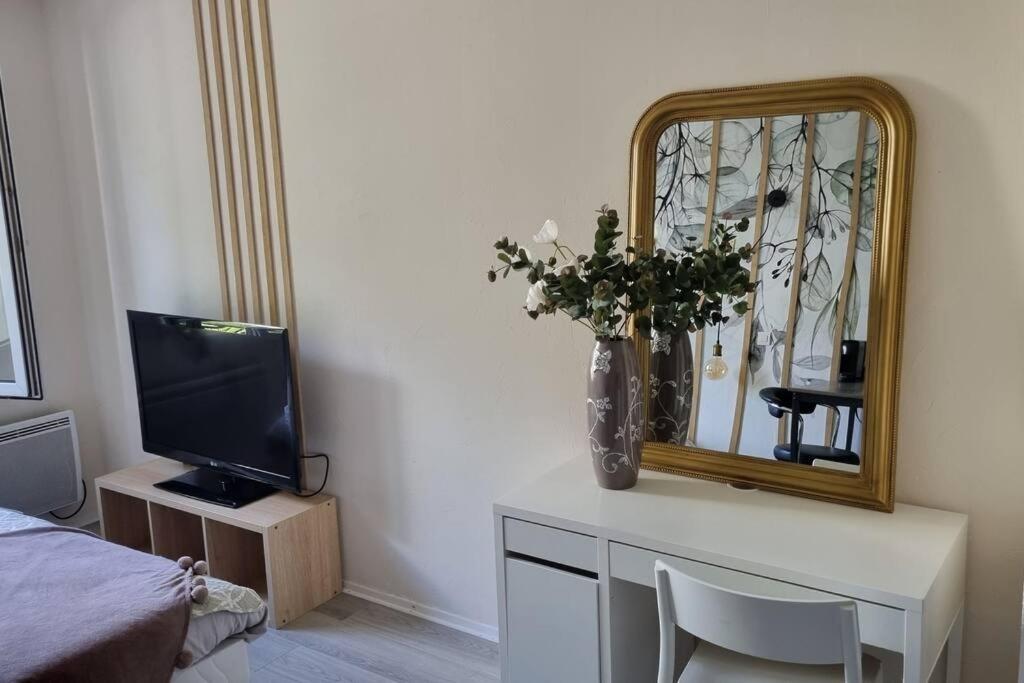 Hsh France Location Disney Land Paris - Suite Nicolas - Appartement De Charme بوسي سان جورْج المظهر الخارجي الصورة